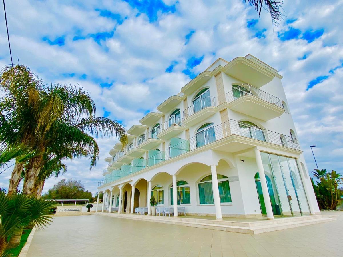 Hotel Vespucci Порто-Чезарео Екстер'єр фото