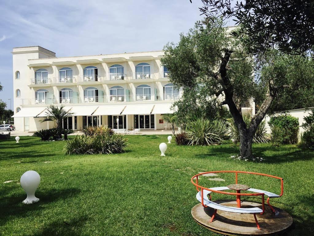 Hotel Vespucci Порто-Чезарео Екстер'єр фото