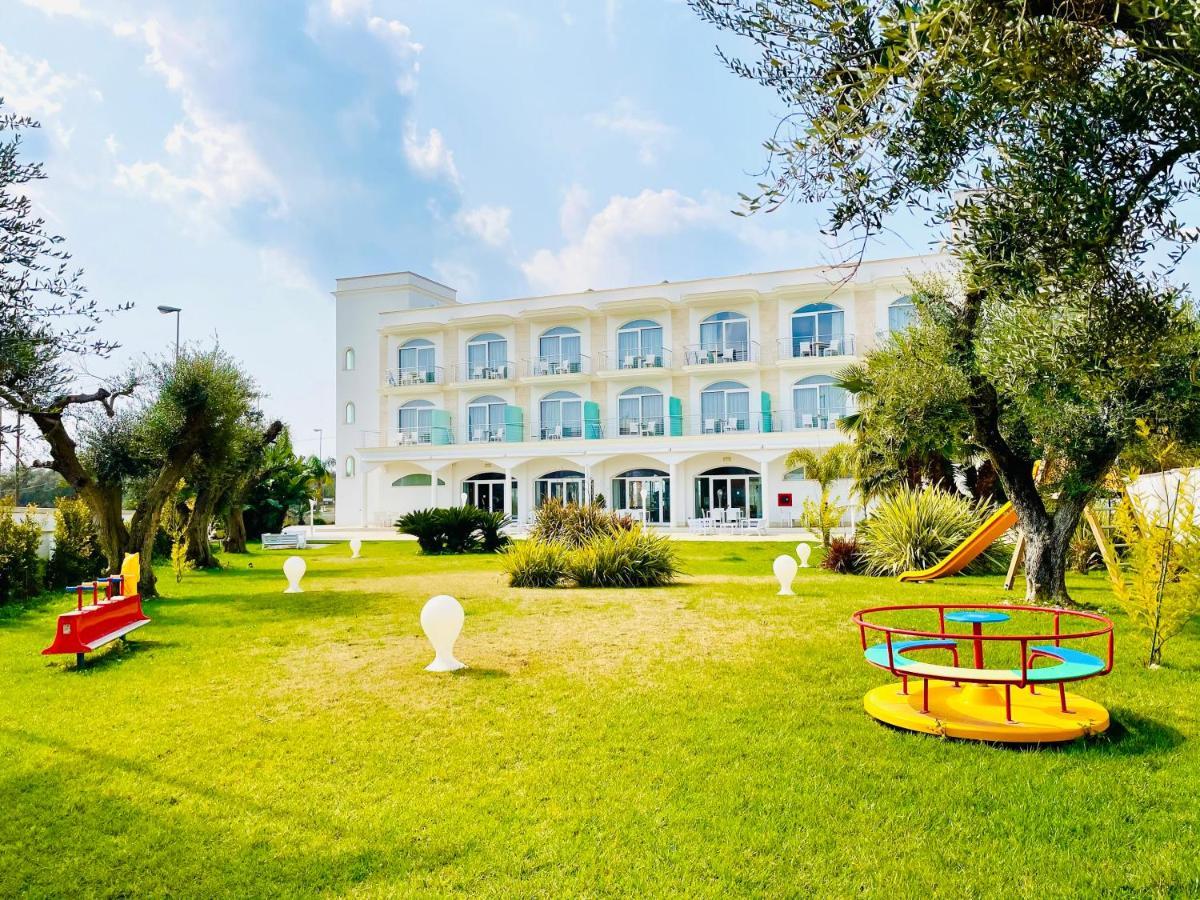 Hotel Vespucci Порто-Чезарео Екстер'єр фото