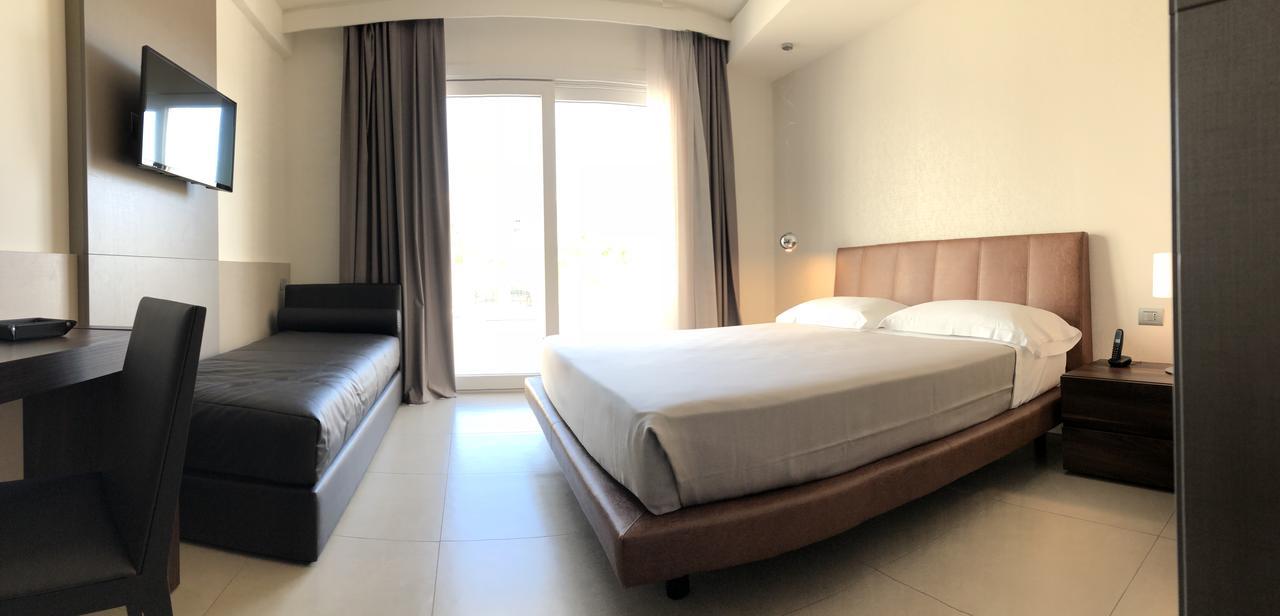 Hotel Vespucci Порто-Чезарео Екстер'єр фото
