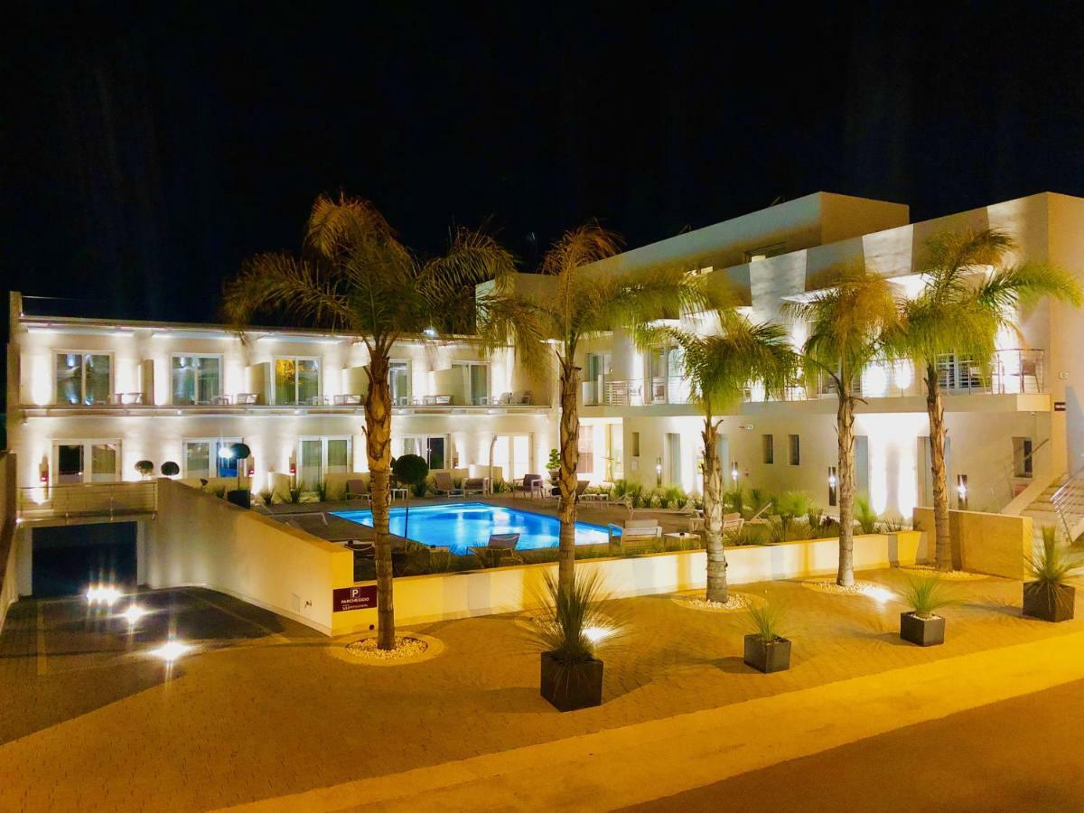 Hotel Vespucci Порто-Чезарео Екстер'єр фото